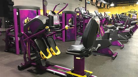 Planet Fitness Full Body Workout Day 2 Exercise Sets Reps 1. Dumbbell Stiff Leg Deadlift 4 8 - 12 2. Leg Extension 3 10 - 15 3. Assisted Pull Up Machine 4 8 - 12 4. Seated Cable Row 3 10 - 15 5. Seated Dumbbell Press 4 8 - 12 6. Dumbbell Bench Press 3 10 - 15 7. Skullcusher 3 8 - 12 8. Dumbbell Curl 3 8 - 12 Planet Fitness Full Body Workout Day ...